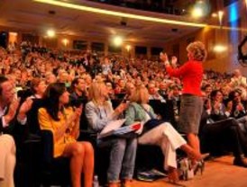 El PP de Madrid defiende su unidad interna contra Zapatero en el inicio de su congreso