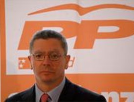 El candidato del PP creará dos viveros de empresas y una oficina del emprendedor