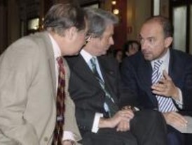 Villanueva aboga por 'rehacer el modelo productivo' para salir de la crisis
