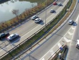 Un herido grave al ser arrollado mientras cruzaba indebidamente la M-30