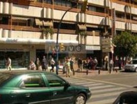 Dos asaltantes dan una paliza a un hombre en su casa por no entregarles 1.000 €