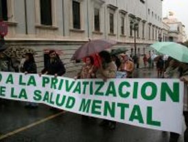 Cerca de 1.000 personas demandan mejor atención a los enfermos mentales