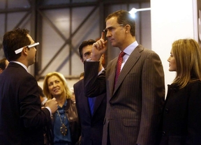 Los Príncipes de Asturias apuestan por la tecnología durante la inauguración de Fitur