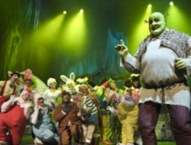 El Teatro Nuevo Apolo se tiñe de verde