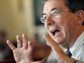 Mortier dice que no podrá seguir en el Teatro Real 'si hay más recortes'