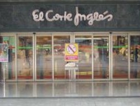 Los centros de El Corte Inglés intentarán reducir un 20% las emisiones contaminantes