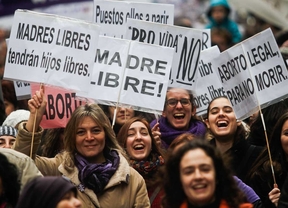 Un 65% de los lectores, a favor de mantener la actual ley del aborto