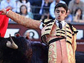 Perera corta oreja, Talavante torea algo y Díaz fracasa