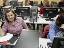 Un centro de atención a mujeres para Vallecas