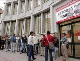 El mes de agosto deja en la región 8.435 parados más