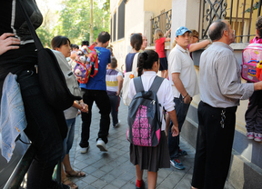 Ecologistas denuncia la exposición a la contaminación en los centros educativos