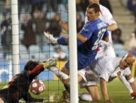 El Getafe gana y golea