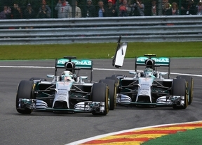 Ricciardo conquista Bélgica ante una nueva polémica de Mercedes