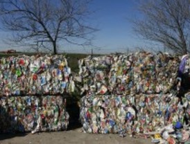 Las empresas madrileñas podrán hacer la declaración de envases a través de Internet