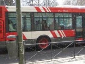 Dificultades por la nieve en varias carreteras