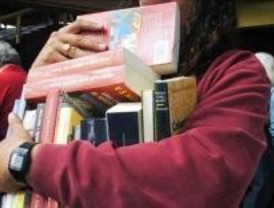 Alcalá recoge material escolar para Mauritania y Benín