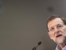 Rajoy confirma que habrá más 'recortes' en julio