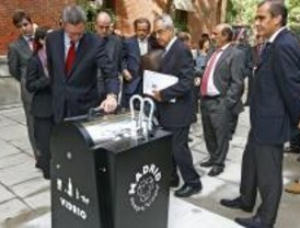 La capital estrena contenedores soterrados