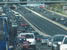 Dos accidentes retienen el tráfico en la M-40