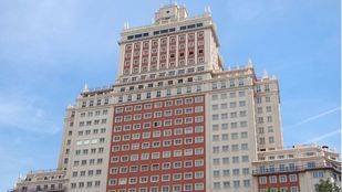 El grupo Wanda venderá el Edificio España a través de la consultora JLL
