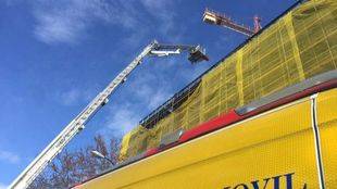 Dos obreros resultan heridos graves tras caerles encima un colector en Atocha