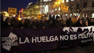 Una manifestación en apoyo a 'Los 8 de Airbus' reclama que "la huelga no es delito"