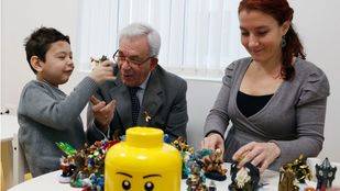 La Comunidad de Madrid atiende cada año a 7.000 menores de 16 años por cáncer