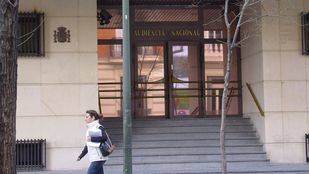 El juez rechaza investigar a Carmena y Mayer por el caso de los titiriteros