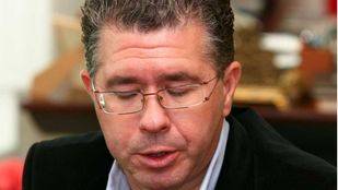 Granados usó dinero de origen "desconocido" para amueblar el piso de una amiga