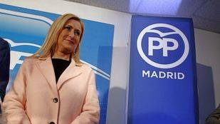 Cristina Cifuentes se rodea de los suyos en la gestora del PP