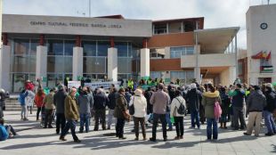 Una protesta pide en Rivas la construcción de los colegios presupuestados por la Asamblea