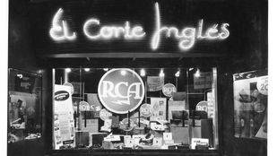 El Corte Inglés homenajea a sus clientes en su 75 aniversario