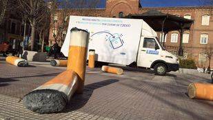 Más de 3.500 ceniceros portátiles repartidos en tres días de campaña municipal