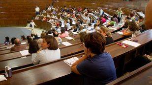 Madrid eleva a 1.500 las plazas para las oposiciones a ESO y FP