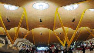 Normalidad en Barajas a pesar del incremento de presencia policial