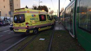 Una niña de 15 años herida grave tras ser atropellada por un tranvía en Parla