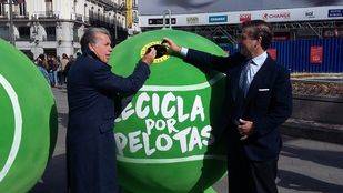 Ecovidrio instala 40 contenedores con forma de pelota de tenis gigante