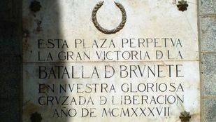 La Comunidad protege la Plaza Mayor de Brunete incluyendo los símbolos franquistas