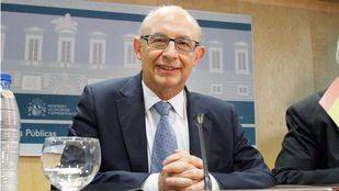 Montoro se reunirá con las CCAA este viernes para tratar, entre otras cosas, el cumplimiento del déficit