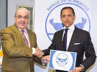 El Grupo El Corte Inglés entrega 2.700 toneladas de alimentos para ayudar a los más necesitados en 2015