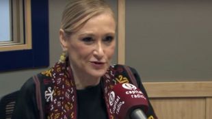 Cifuentes: "En las negociaciones de investidura ha habido exceso de testosterona"