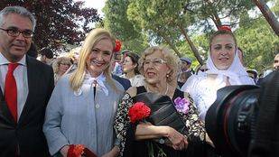 La pradera acoge el sarao político y ciudadano