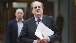 Gabilondo ve "compatible" trabajar por la Educación y por Madrid