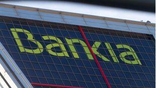 Bankia devuelve 1.200 millones a más de 190.000 accionistas por su salida a Bolsa