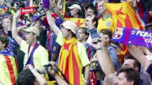 Un policía cada 22 aficionados en el 'partido de las esteladas'