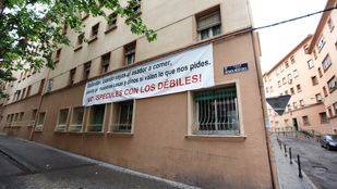 Vuelve la guerra de los vecinos de Nuestra Señora de las Victorias con la EMVS