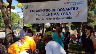 El 12 de Octubre homenajea a las donantes de leche materna