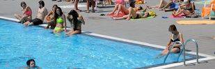 El Ayuntamiento autoriza la celebración de un 'Día sin bañador' en las piscinas municipales