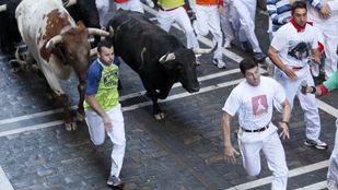 Heridos leves dos madrileños tras el último encierro de San Fermín