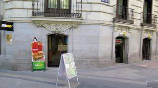 Subway abre un nuevo local frente a la Puerta del Alcalá